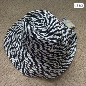 Black and White Patterned Hat